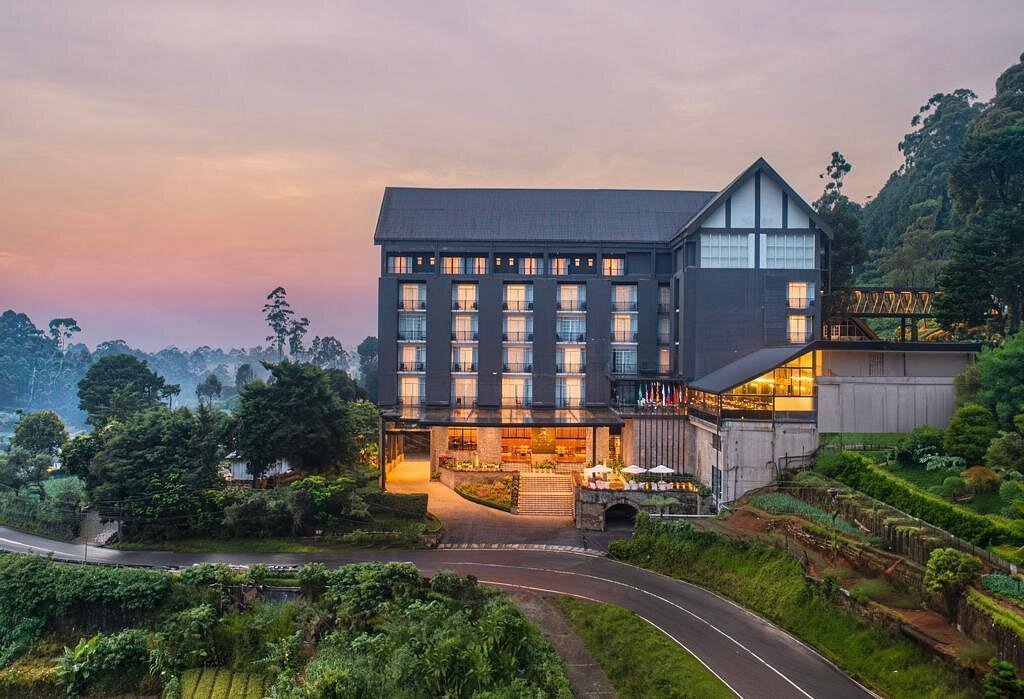 Hotel Grand Turf Dining